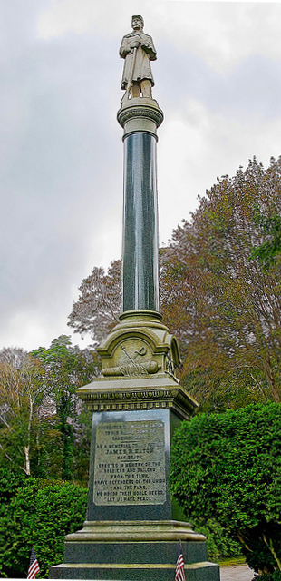 Sandwich The Soldiers’ and Sailors’ Monument